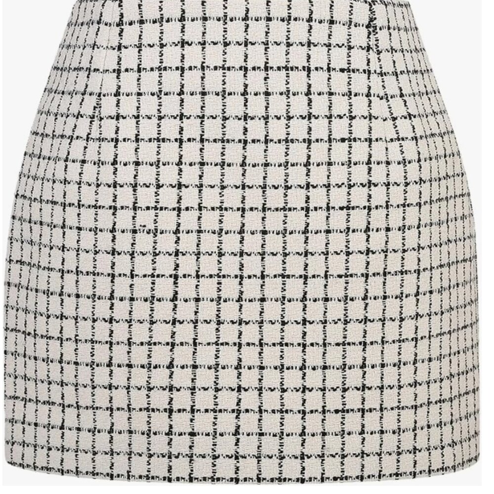 NWT Tweed Mini Skirt (size Small)